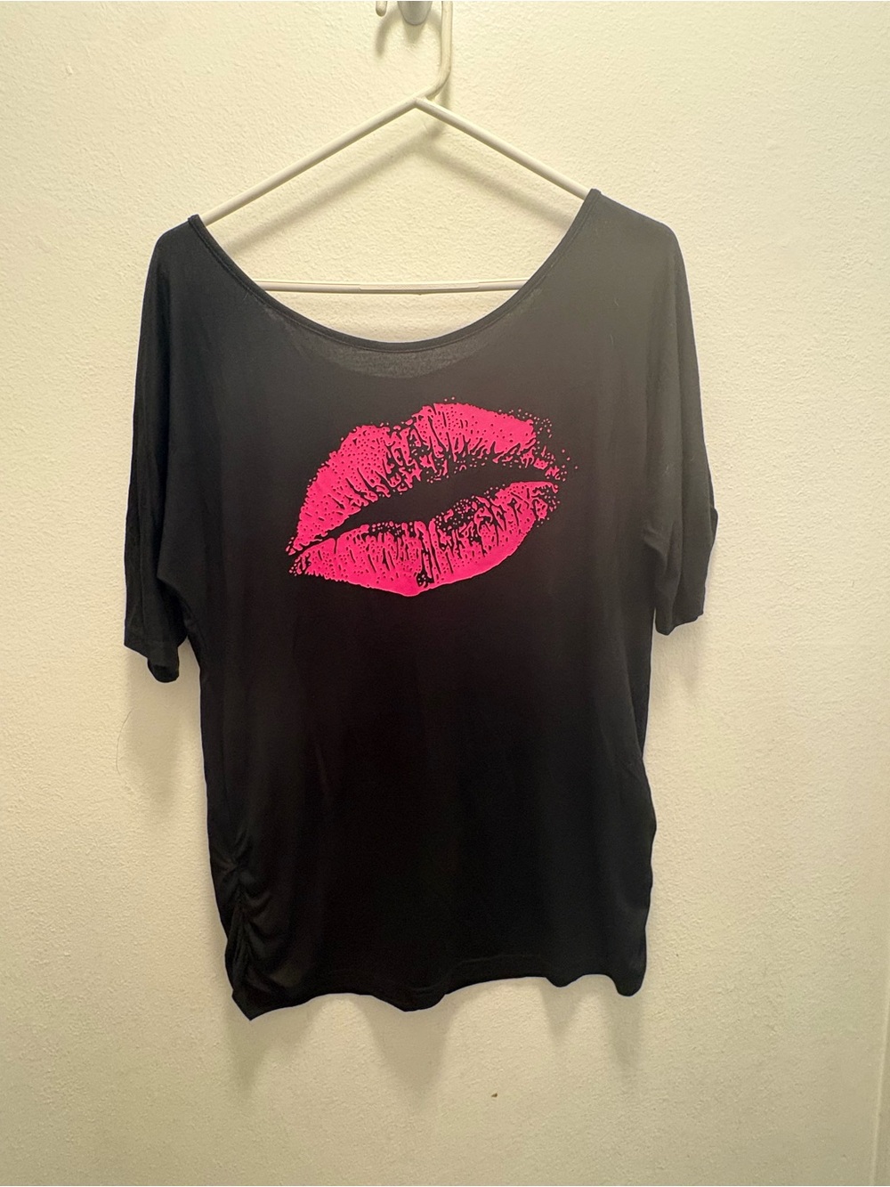 Black Short-Sleeve Tee with Hot Pink Lip Graphic